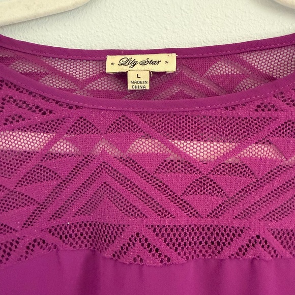 Lily Star Women’s Purple Blouse with Sheer Geometric Yoke Size Large - Picture 2 of 3